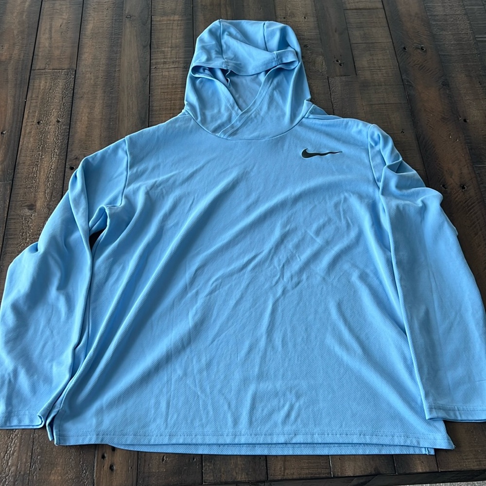 Nike Long Sleeved Hooded shirt